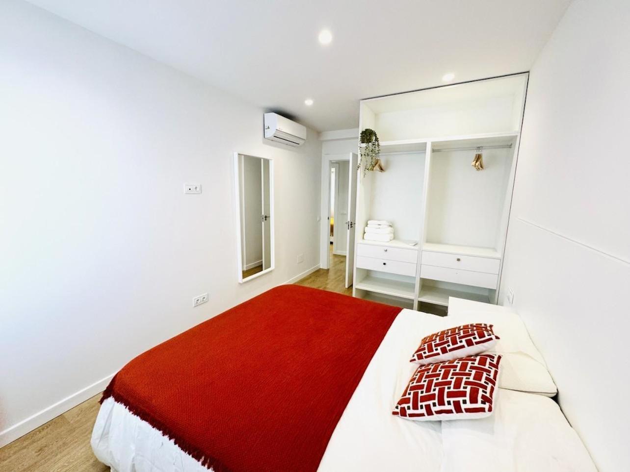 Family Apartment In The Malaga City Center Málaga Exterior foto